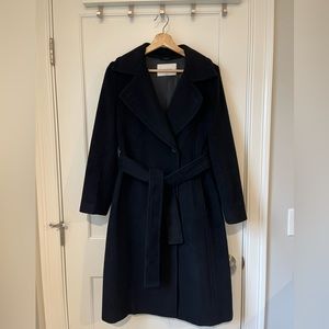 Aritzia Babaton Coat in Black XS